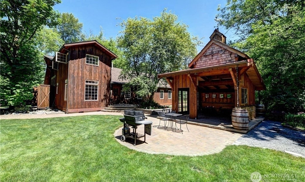 22 Acre Estate With Barndominium Style In Arlington, Washington, United ...