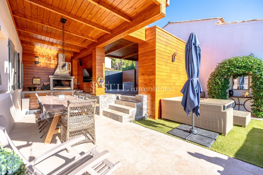 Villa in Ville-Les Saquedes-Le Bouillonnet, Sainte-Maxime, France 3 - 13470595