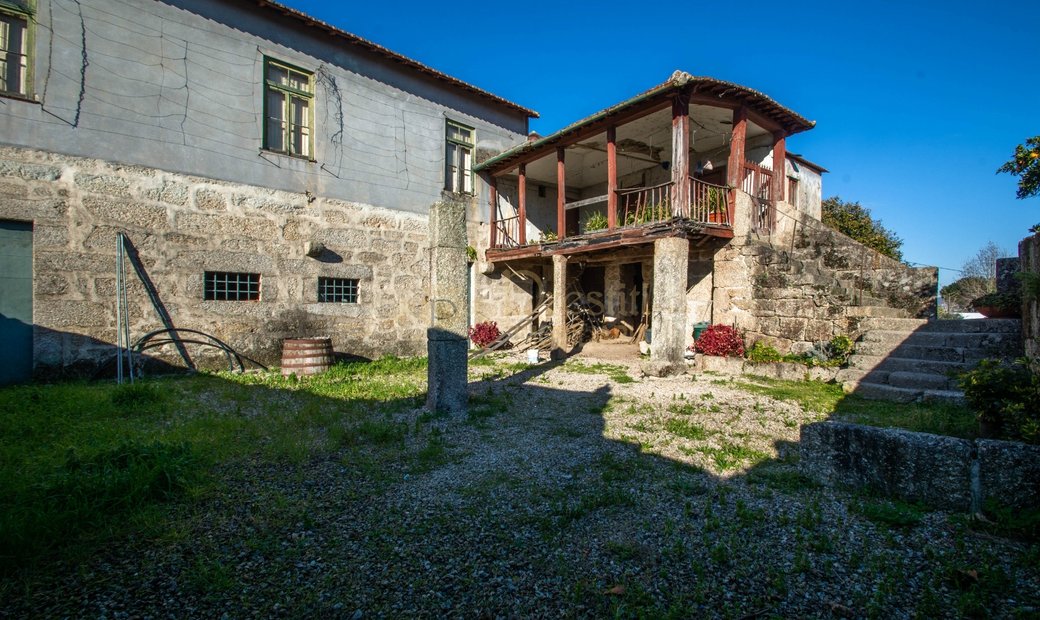 5 Bedroom Villa In Vizela In Caldas De Vizela, Braga, Portugal For Sale