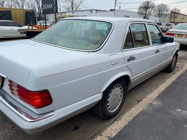 Mercedes-Benz 300 Series in Calverton, NY, United States 3 - 13480625