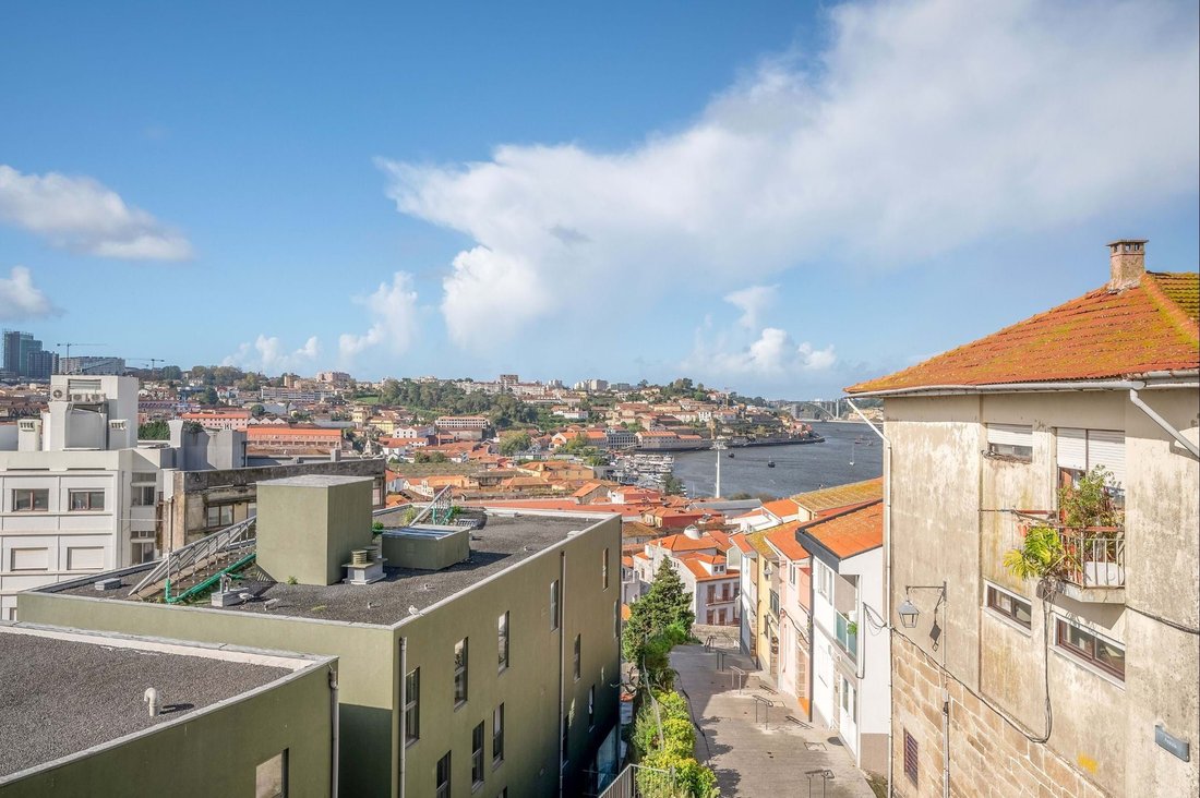 Apartment in Santa Marinha e Sao Pedro da Afurada, Porto District, Portugal 1 - 13475677