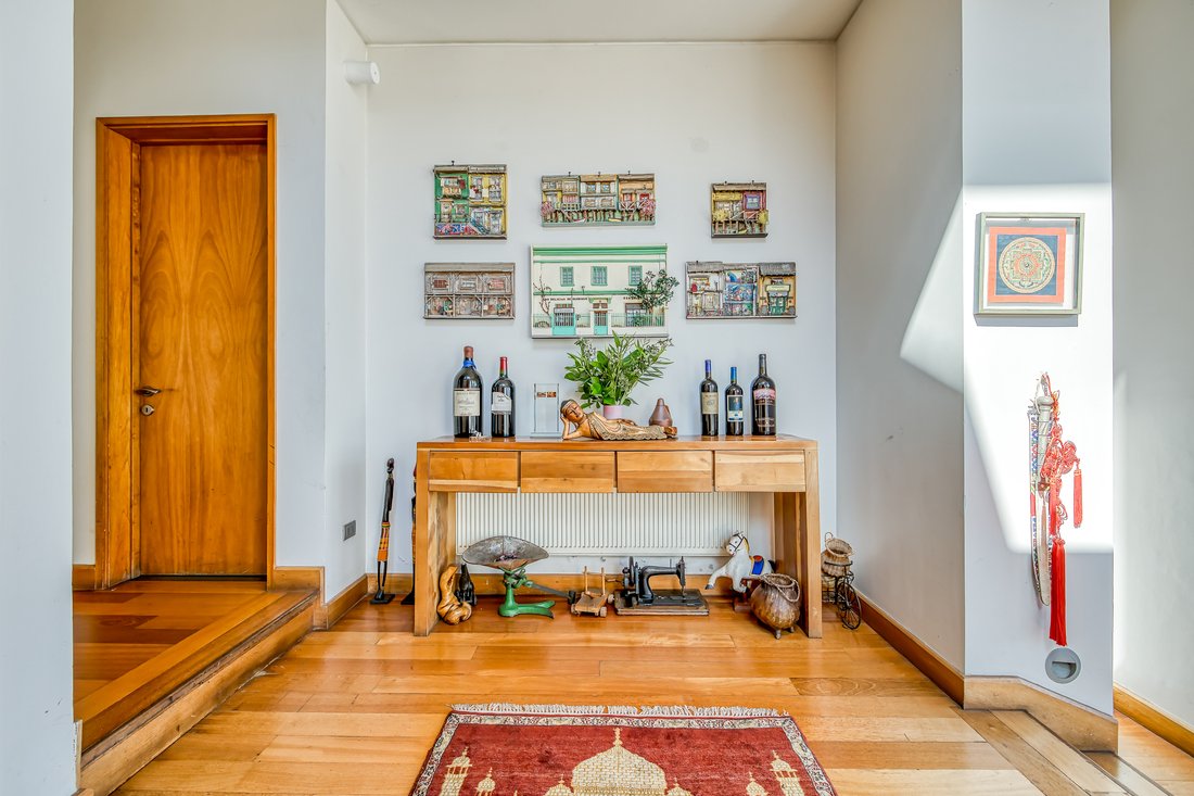 Excellent House In San In Las Condes, Santiago Metropolitan Region