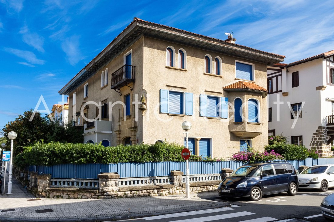 House in Mendebaldea, Donostia-San Sebastian, Spain 2 - 13486318
