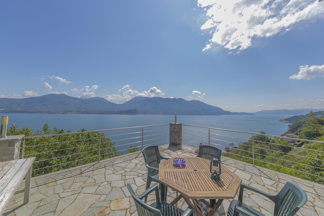 Villa in Verbania, Piedmont, Italy 1 - 13486303