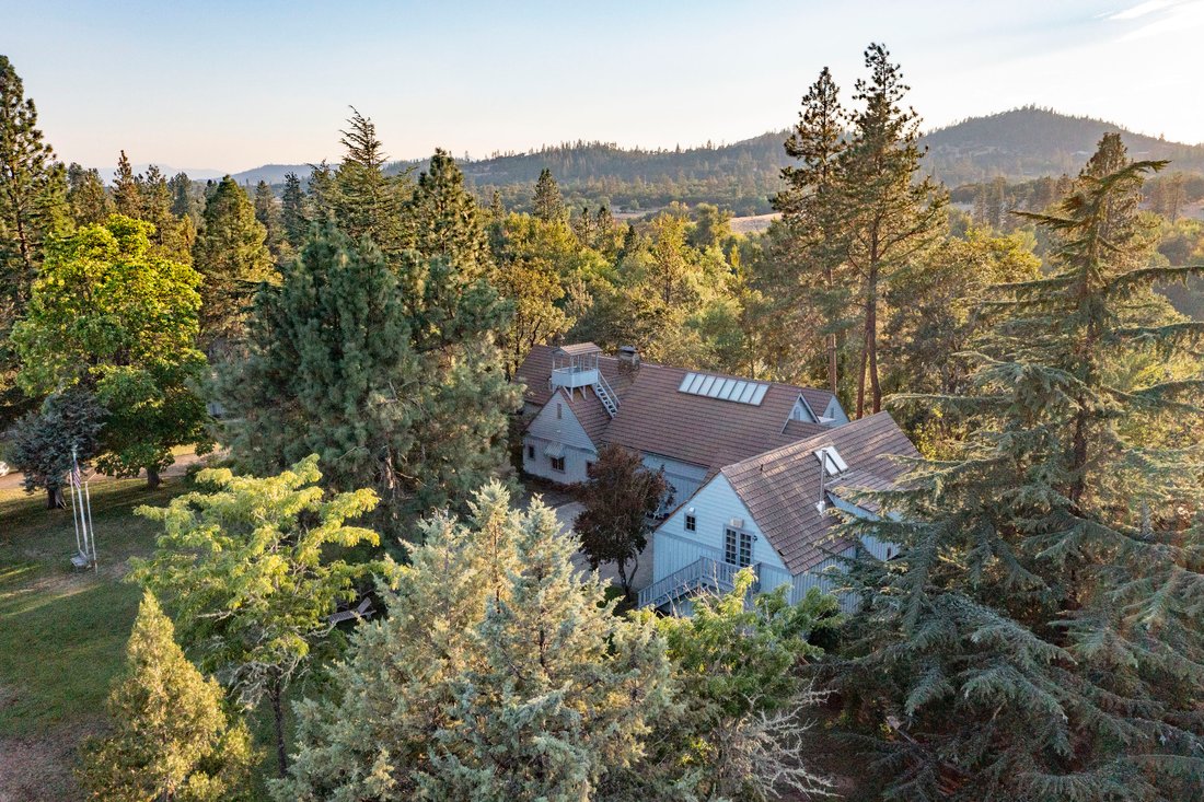 Ranch Owned By Tv Icon Patrick Duffy In Eagle Point, Oregon, United