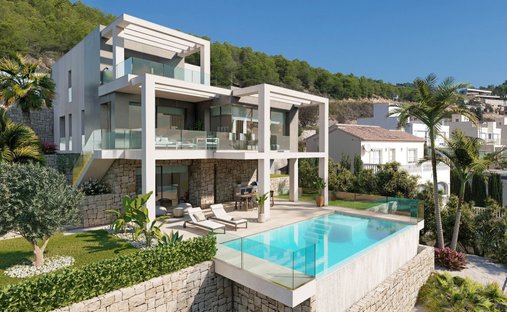 Chalet in Calp / Calpe, Valencian Community, Spain 1