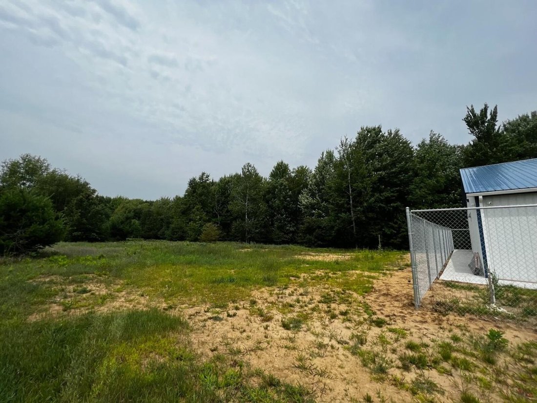 6806 Sheridan Road In Vassar, Michigan, United States For Sale (13483689)