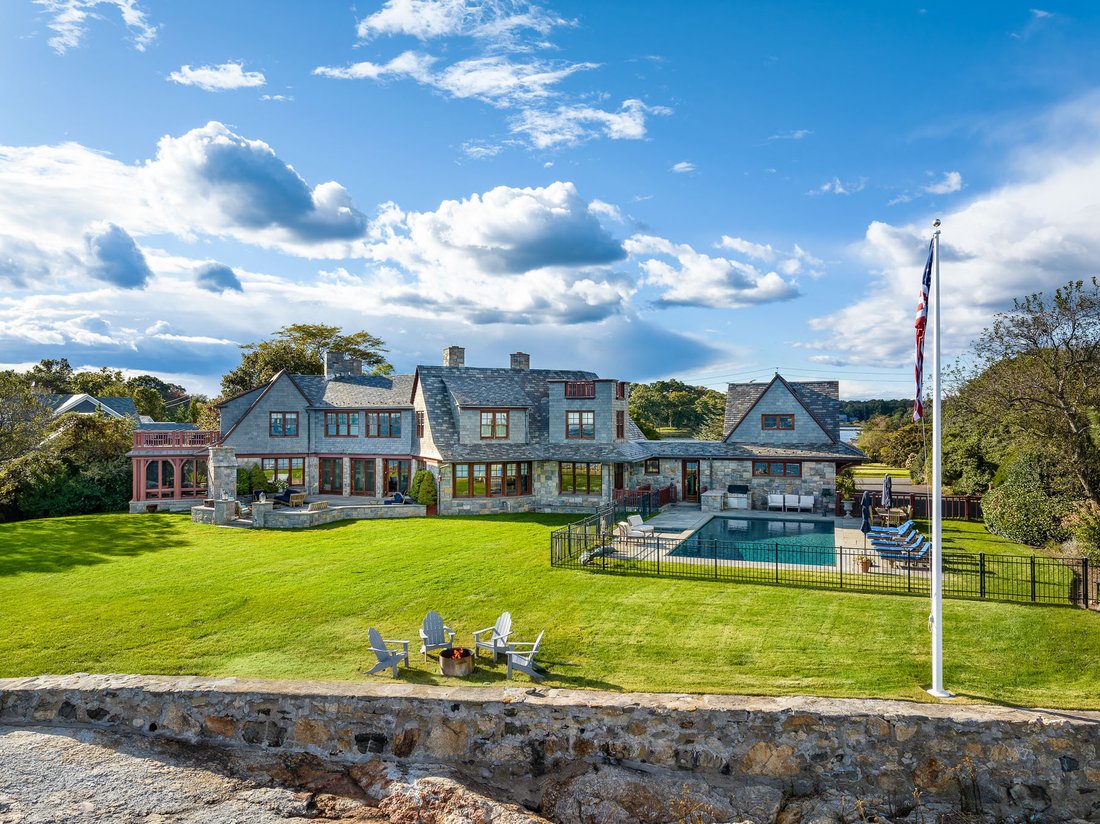 Coveted Waterfront Sanctuary In Rye, New York, United States For Sale
