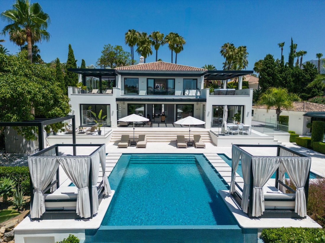 Villa in Marbella, Andalusia, Spain 1 - 13489400