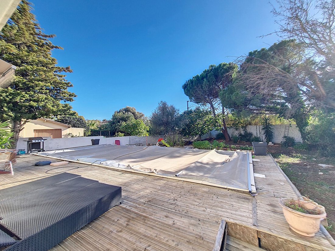 House In Toulon, Provence Alpes Côte D'azur, France For Sale (13486116)