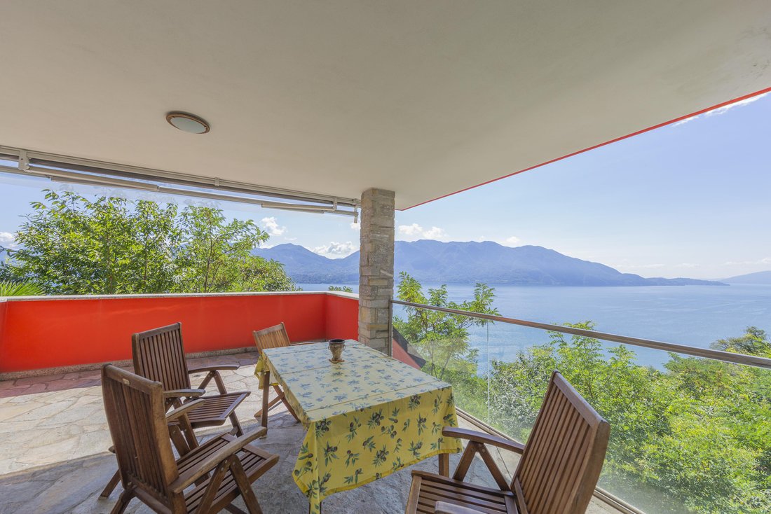 Villa in Verbania, Piedmont, Italy 4 - 13486303