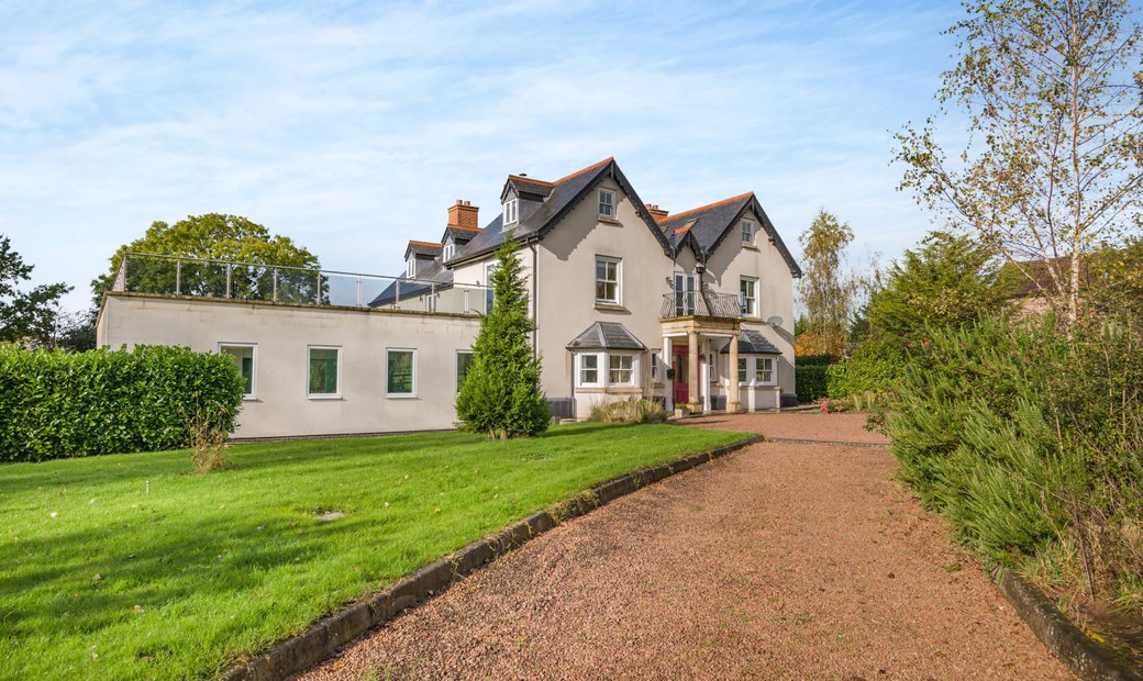 6 Bedroom Detached House For Sale In In Much Birch, England, United