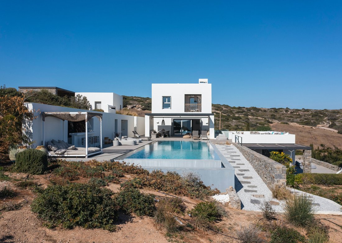Villa in Paros, Aegean, Greece 2 - 11397263