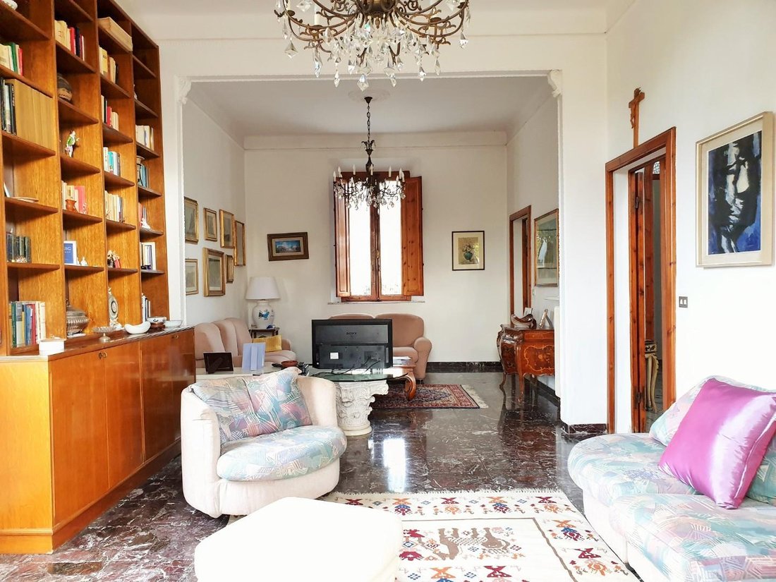 Villa in Crespina, Tuscany, Italy 4 - 13483899
