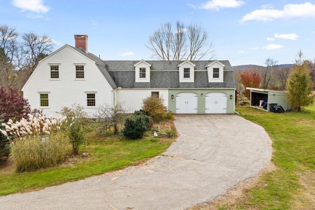 A Picturesque Landscape With Sweeping In Hardwick, Massachusetts, United States For Sale (13481305)