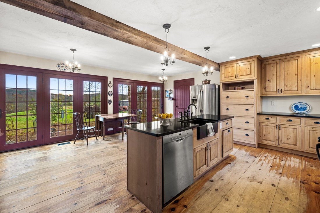 A Picturesque Landscape With Sweeping In Hardwick, Massachusetts, United States For Sale (13481305)