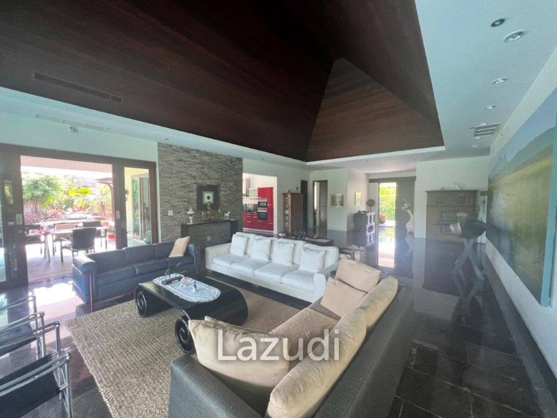 Villa in Sam Roi Yot, Prachuap Khiri Khan, Thailand 2 - 12636027