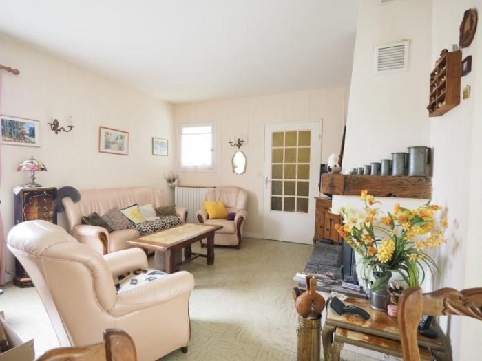 Jouars Pontchartrain House In Jouars Pontchartrain, île De France, France For Sale (13488906)