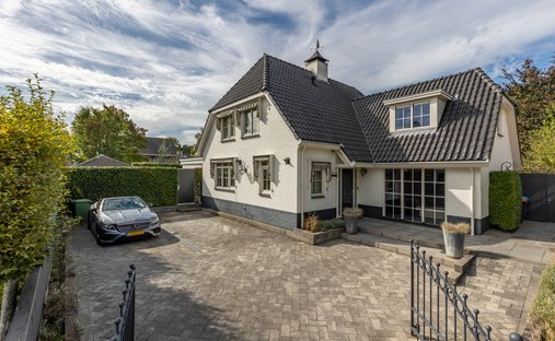 Luxury homes with terrace for sale in Brielle, South Holland ...