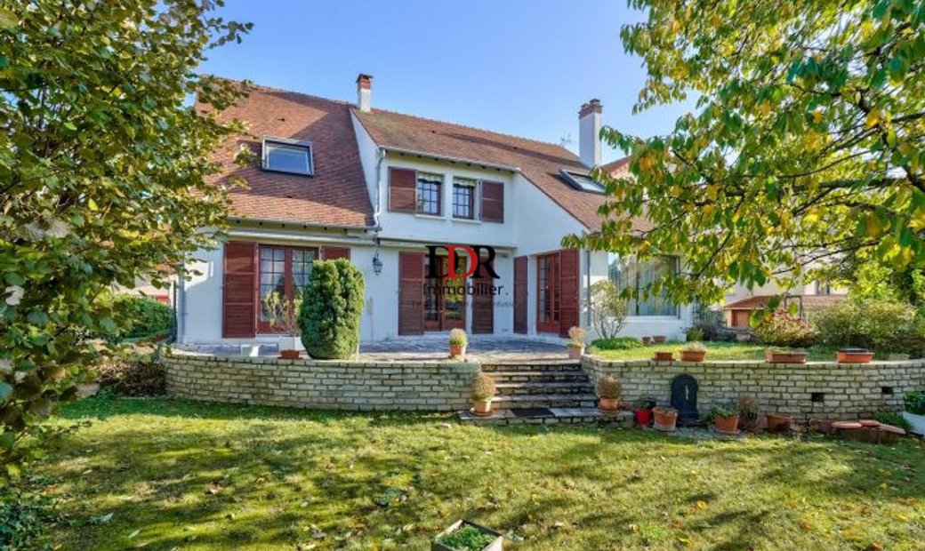 Houilles Ancienne In Houilles, île De France, France For Sale (13488928)