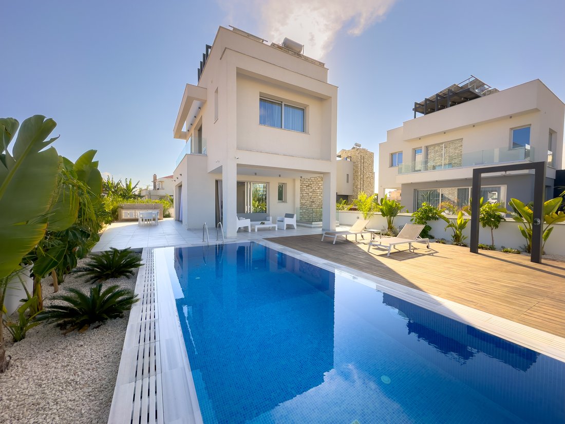 Villa in Ayia Napa, Cyprus 1 - 13490723