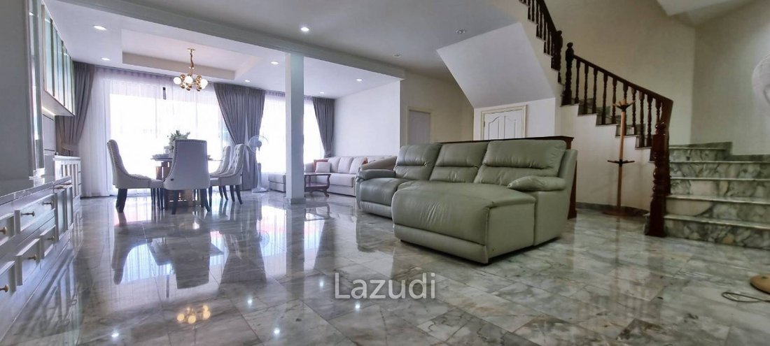 Villa in Pattaya City, Chon Buri, Thailand 2 - 13494037