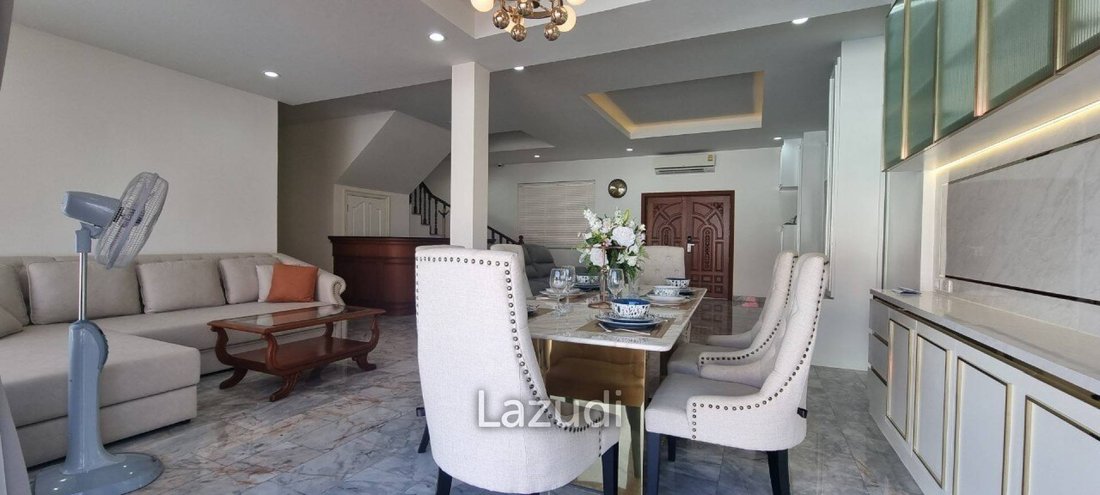 Villa in Pattaya City, Chon Buri, Thailand 4 - 13494037
