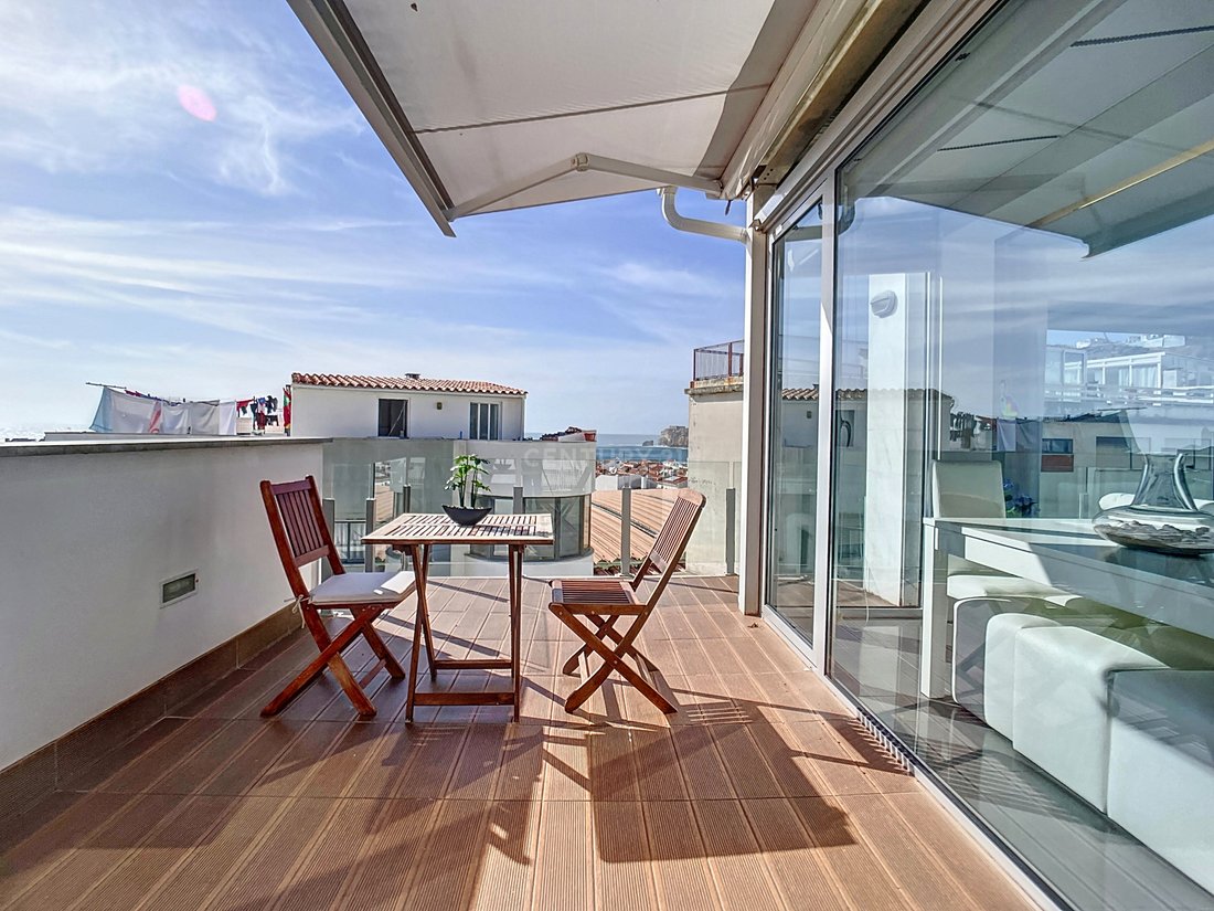 Exclusive Apartment In The Center Of In Nazaré, Leiria District