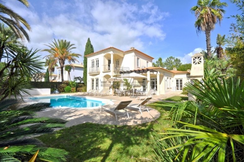 Villa in Vilamoura, Quarteira, Algarve 1 - 13491677