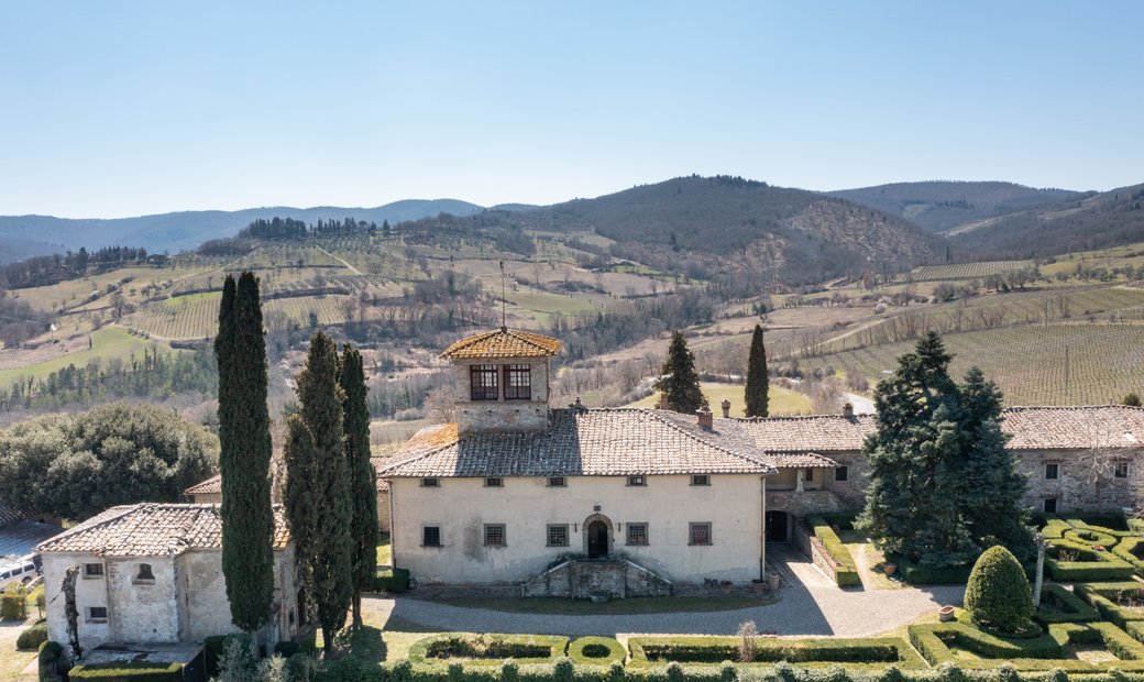 A Stunning Tuscan Estate In Prime Chianti In La Piazza, Tuscany, Italy ...