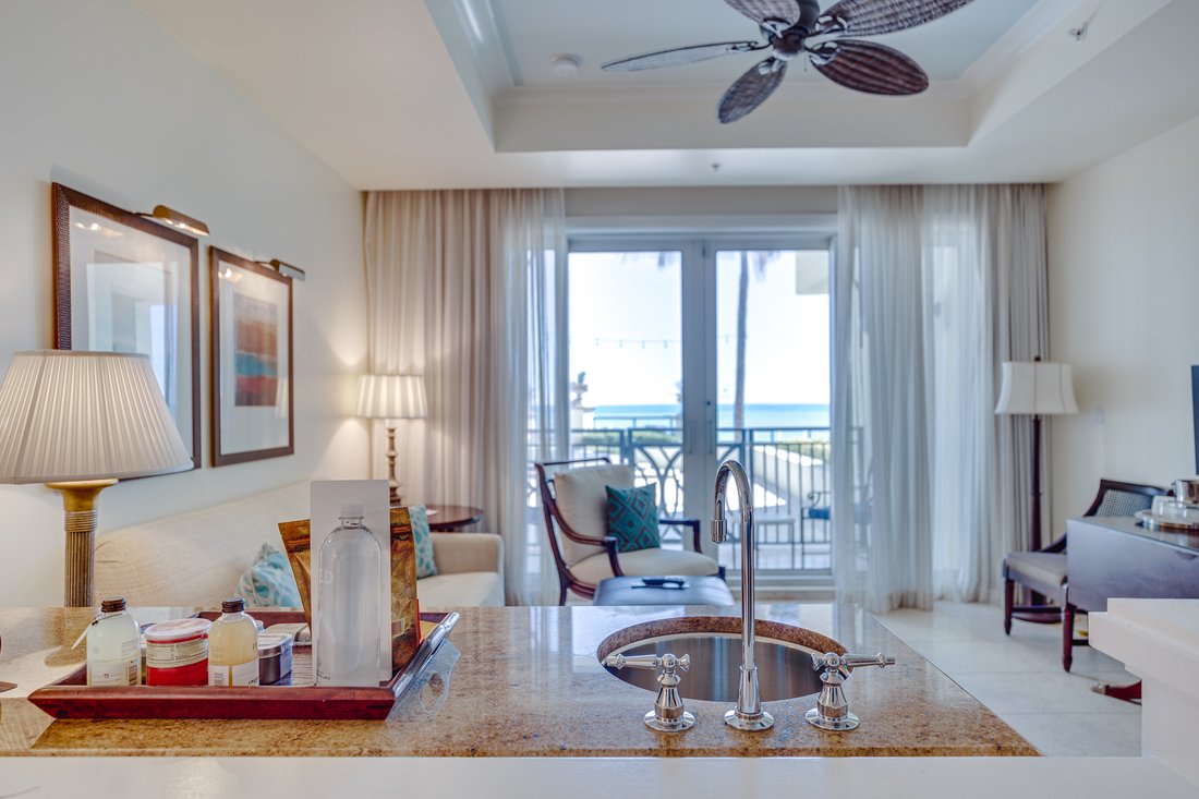 Fully Furnished Direct Oceanfront Condo In Vero Beach, Florida, United