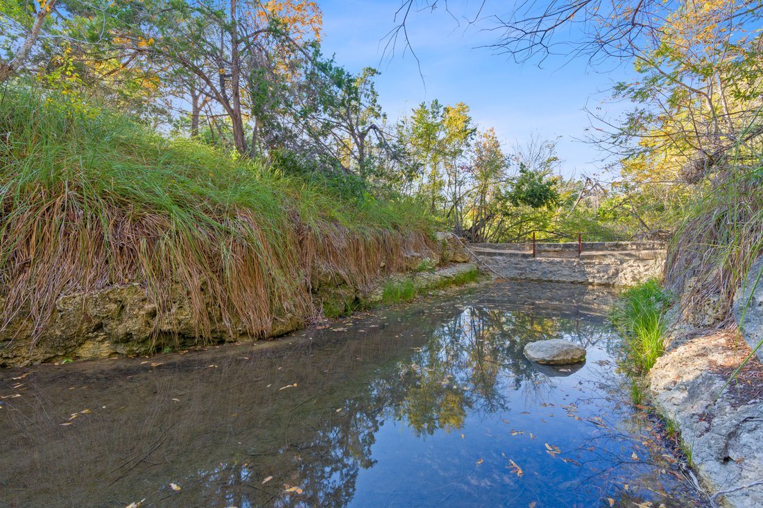 10 Acre Oasis With A Spring Fed In Dripping Springs, Texas, United