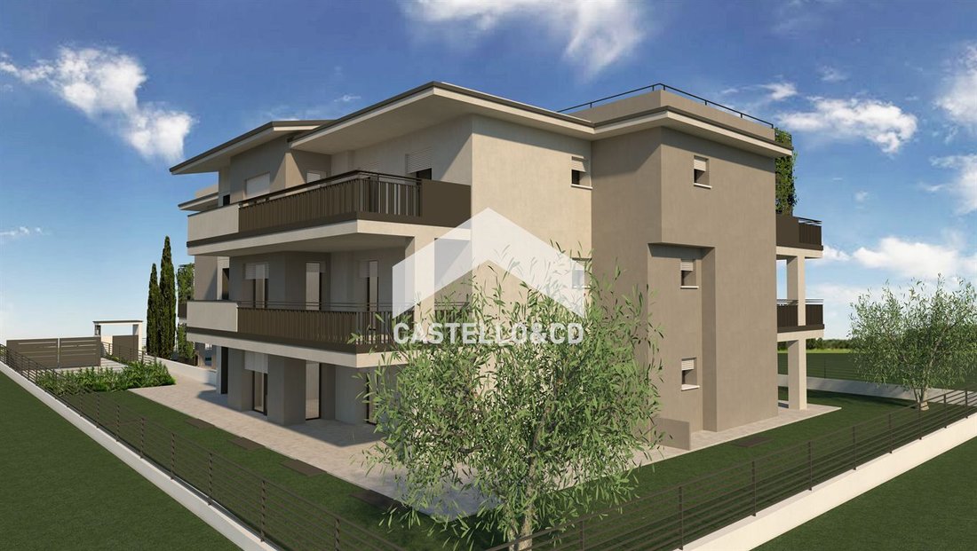 Apartment in Desenzano Centro, Desenzano del Garda, Lombardy 2 - 13495763
