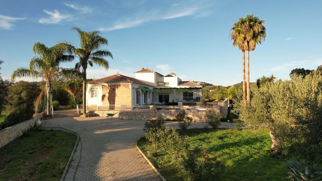 Villa in Sao Bras de Alportel, Algarve, Portugal 2 - 13494840