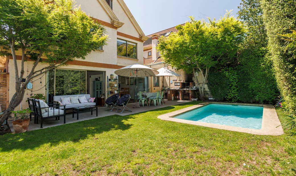 House In The San Carlos De In Las Condes, Santiago Metropolitan Region