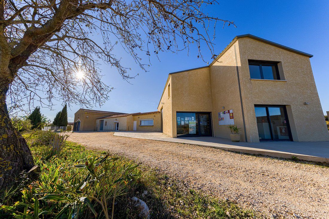 Wine Property In The Cotes Du Rhône In Laudun L'ardoise, Occitanie