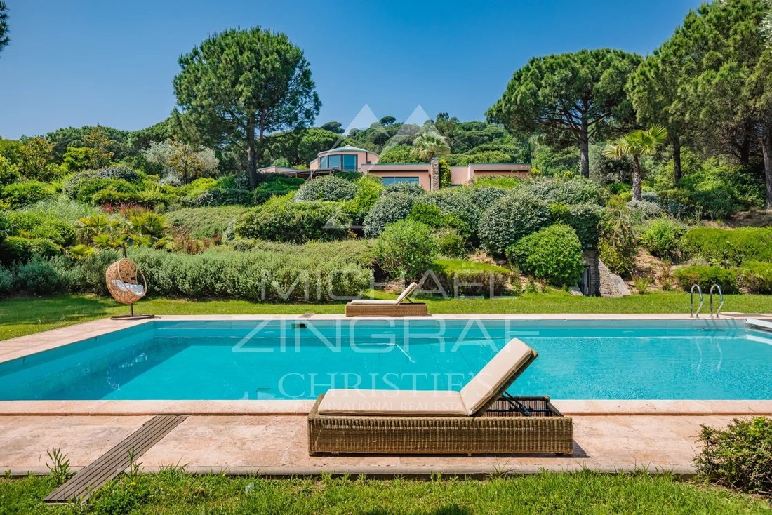Villa in Ramatuelle, Provence-Alpes-Côte d'Azur, France 1 - 13016267