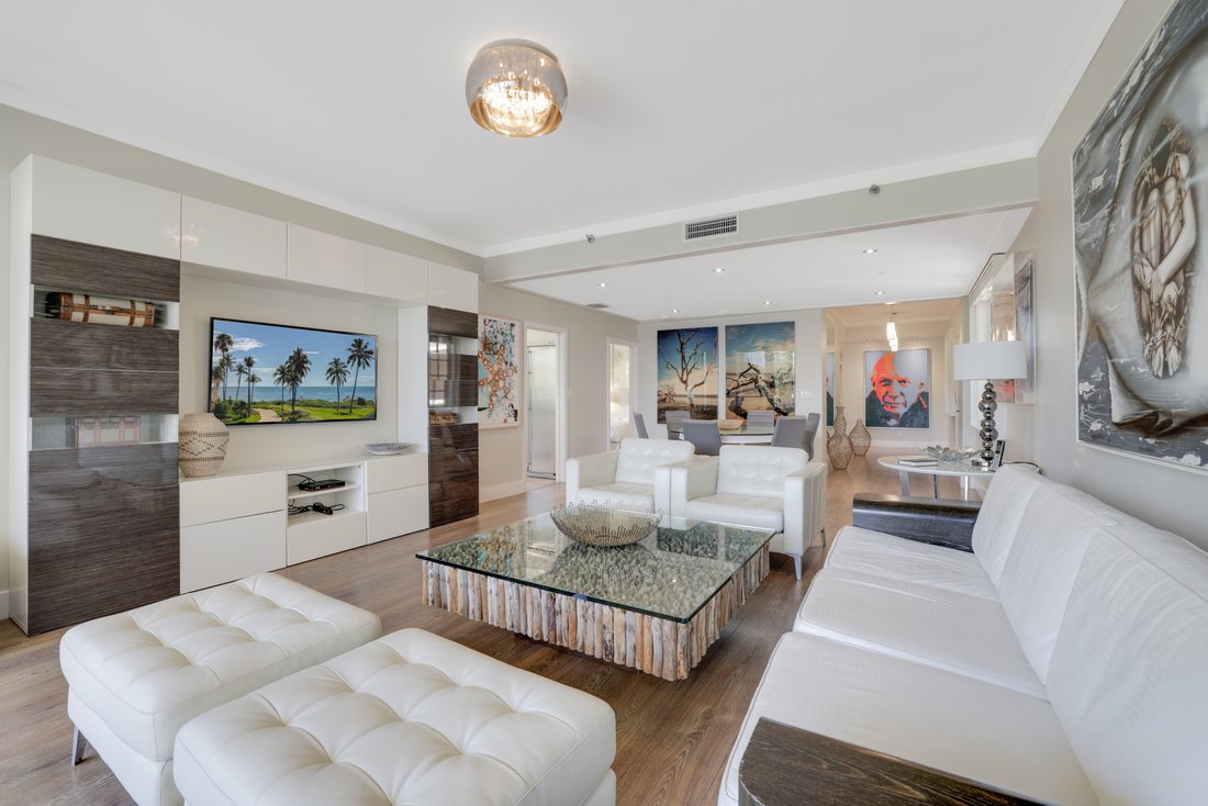 Condo in Miami Beach, Florida, United States 1 - 12054353