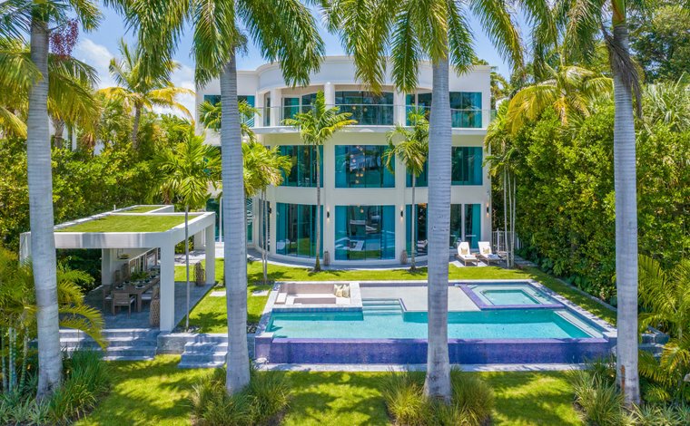 Blue House Miami, Miami Beach – Updated 2024 Prices