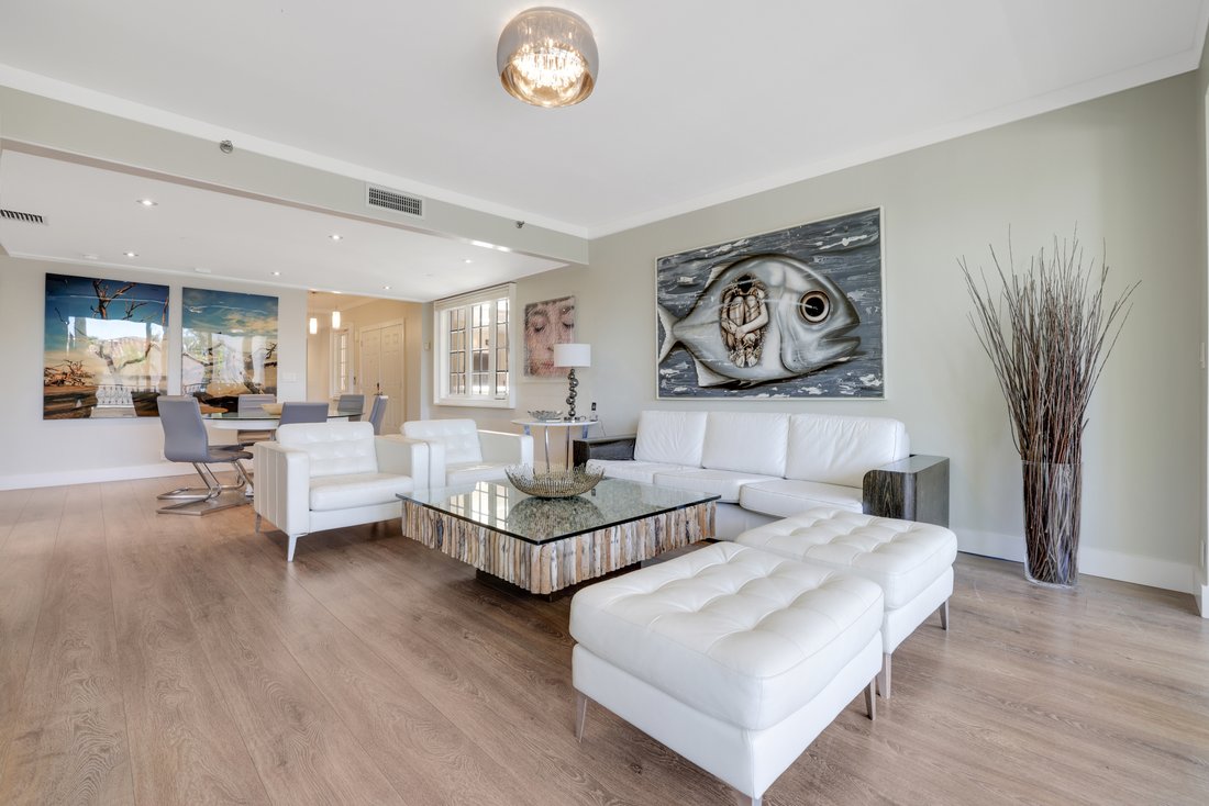 Condo in Miami Beach, Florida, United States 2 - 12054353