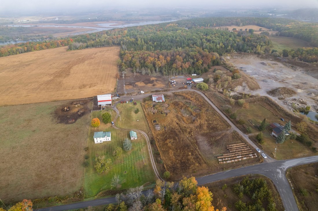 93 Acre Farm In Quinte West, Ontario, Canada For Sale (13495984)