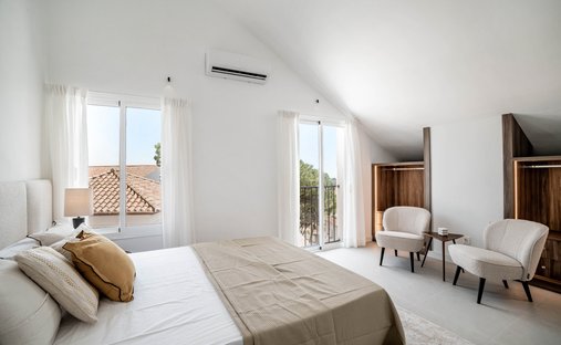 Penthouse in Marbella, Andalusia, Spain 1