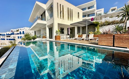 Villa in Chloraka, Paphos, Cyprus 1