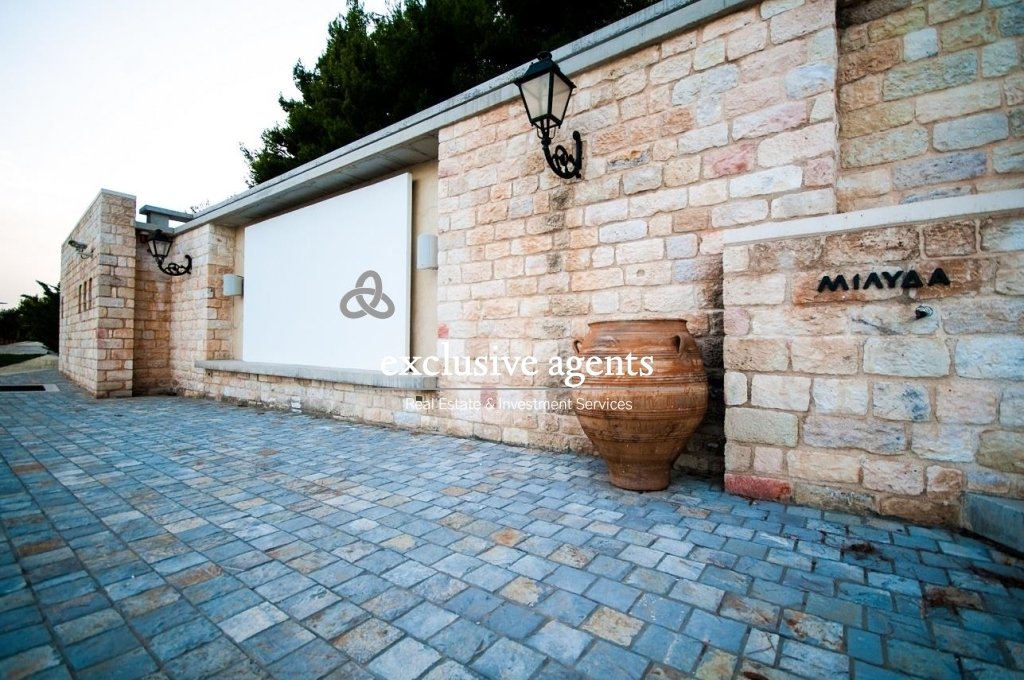 Villa in Oropos, Attica, Greece 3 - 13501253