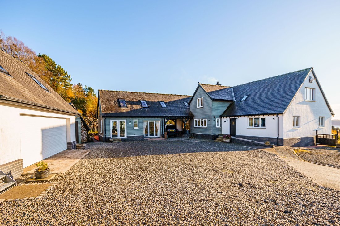 8 Bedroom Detached House For Sale In Dalbeattie In Dalbeattie, United