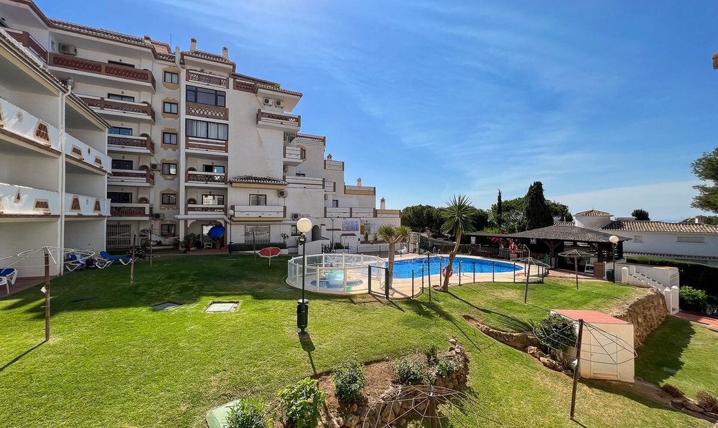 Apartment Apartamento For Rent In Calahonda, En Calahonda, Andalucía