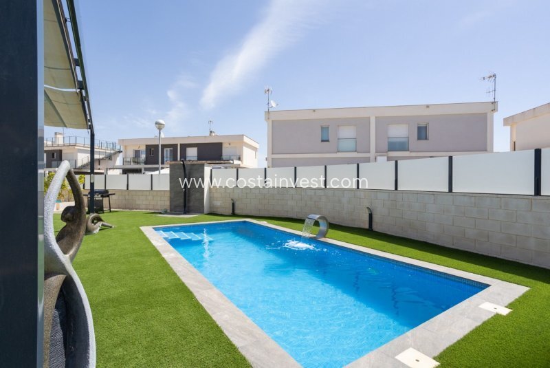Villa in Santa Pola, Valencian Community, Spain 3 - 13500265