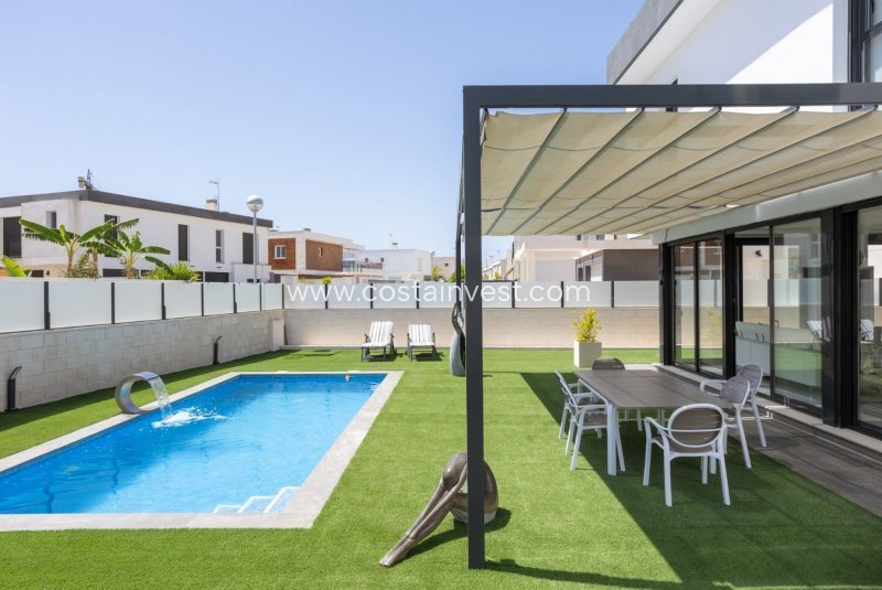 Villa in Santa Pola, Valencian Community, Spain 4 - 13500265