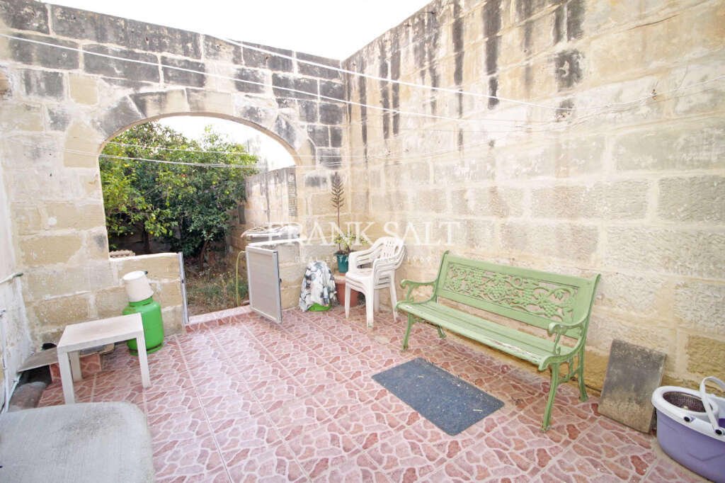 Zejtun, Converted Townhouse In żejtun, Malta For Sale (13500402)