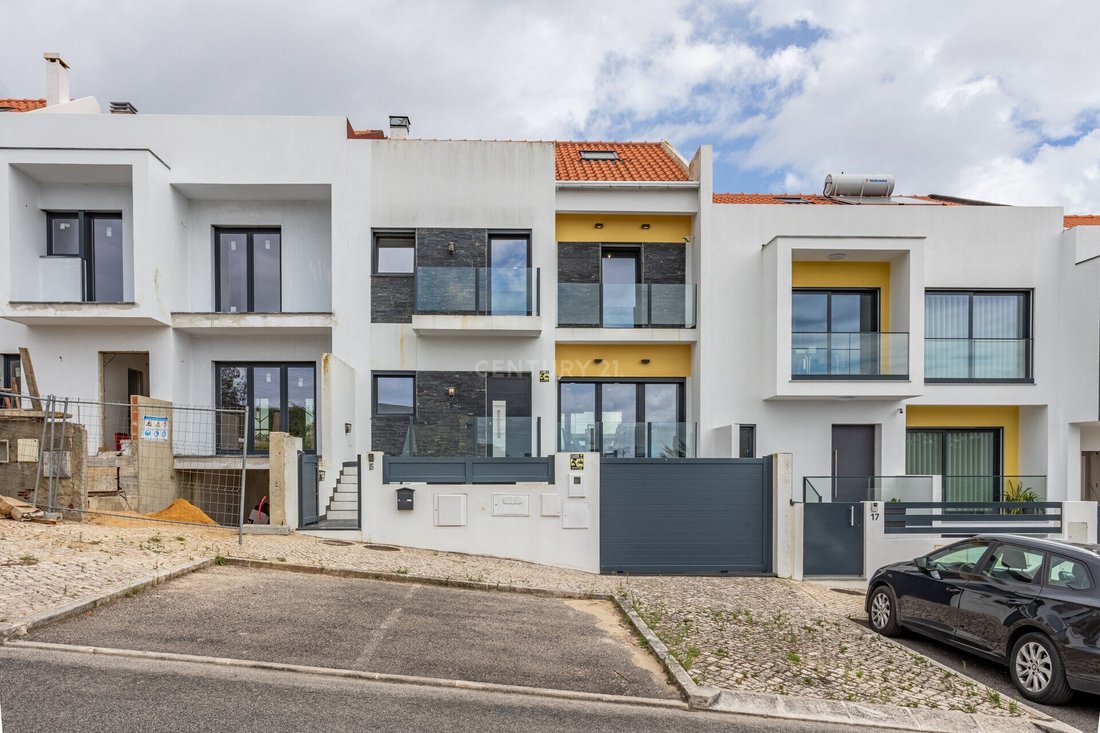 Villa Odivelas Portugal In Odivelas, Lisbon, Portugal For Sale (13308119)